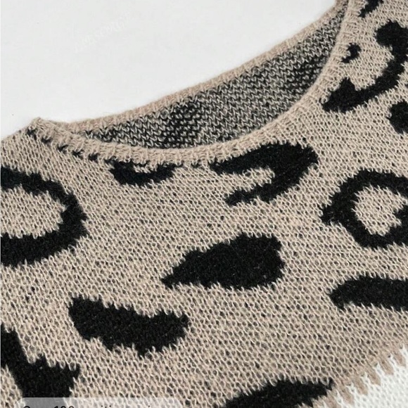 Comfy Leopard color Block Stripe Pattern Long Sleeve Knit Sweater Top - Picture 8 of 10